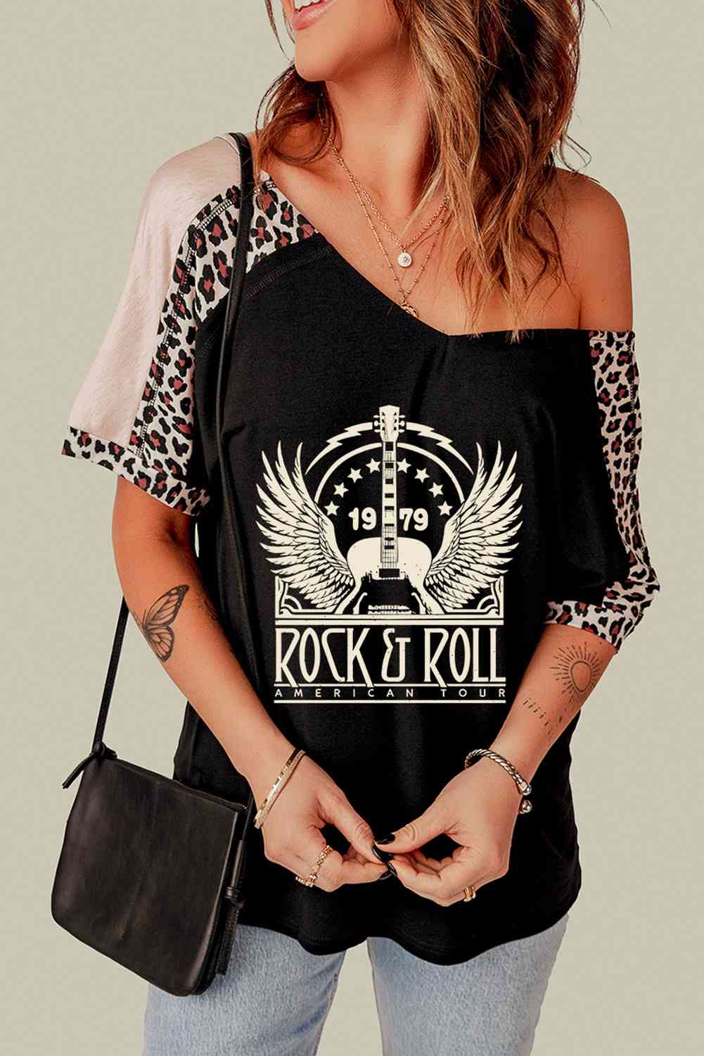 ๐ธ 1979 ROCK & ROLL AMERICAN TOUR V-Neck Tee - Unleash Your Inner Rock Icon! ๐๐ค
