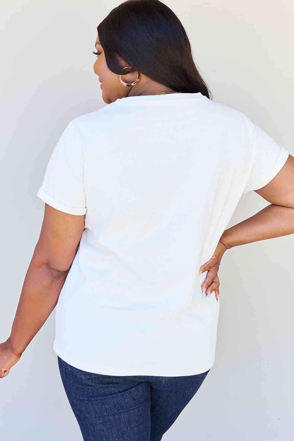 MY WEEKEND IS BOOKED TEE – Purr-fectly Cozy and Cat-tastically Cute!